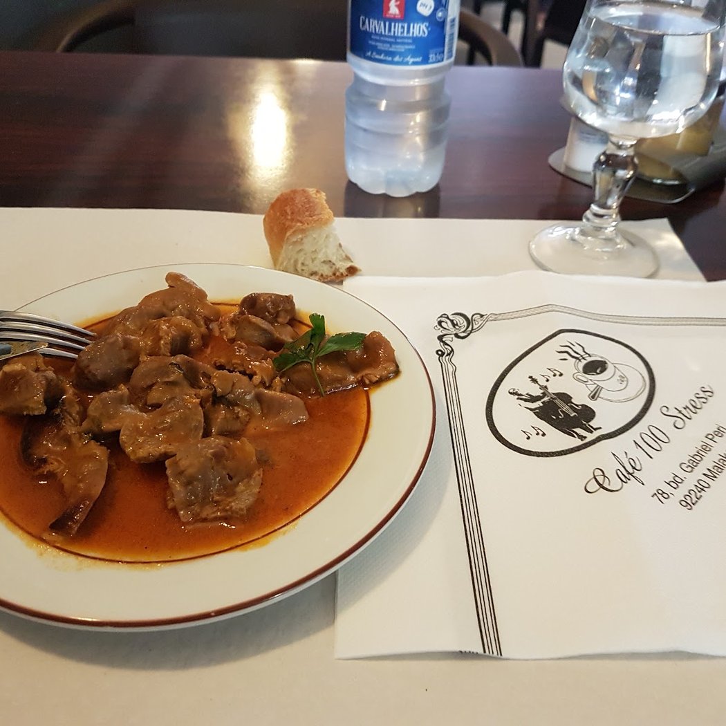 100 Stress Bar & Restaurant 2